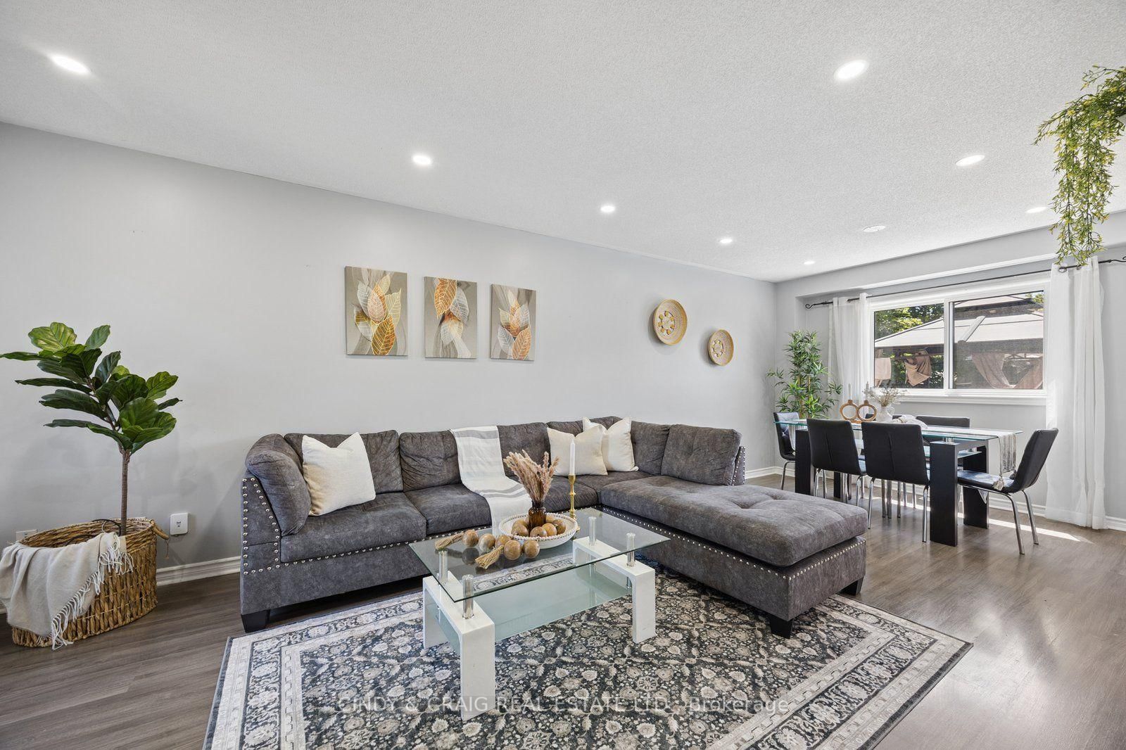 25 John Walter Crescent • Clarington, ON photo 5