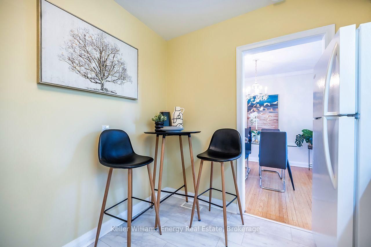 403 Rossmount Avenue • Oshawa, ON photo 10