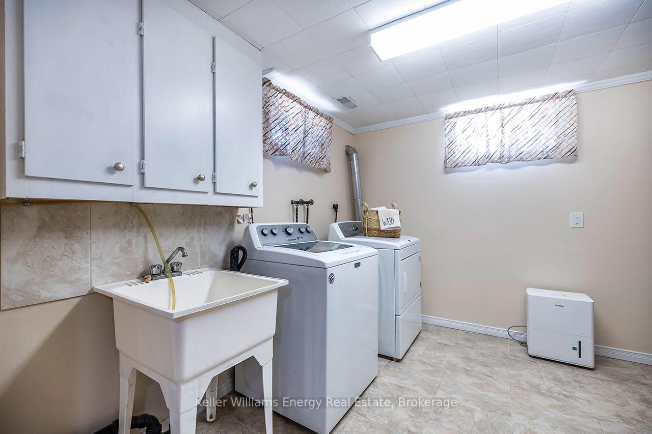 403 Rossmount Avenue • Oshawa, ON photo 31