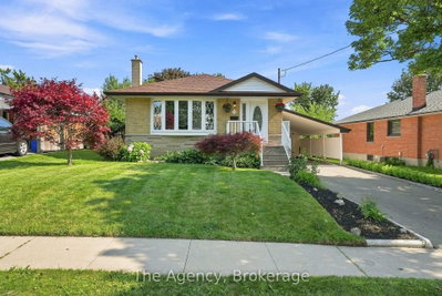 703 Newman Crescent