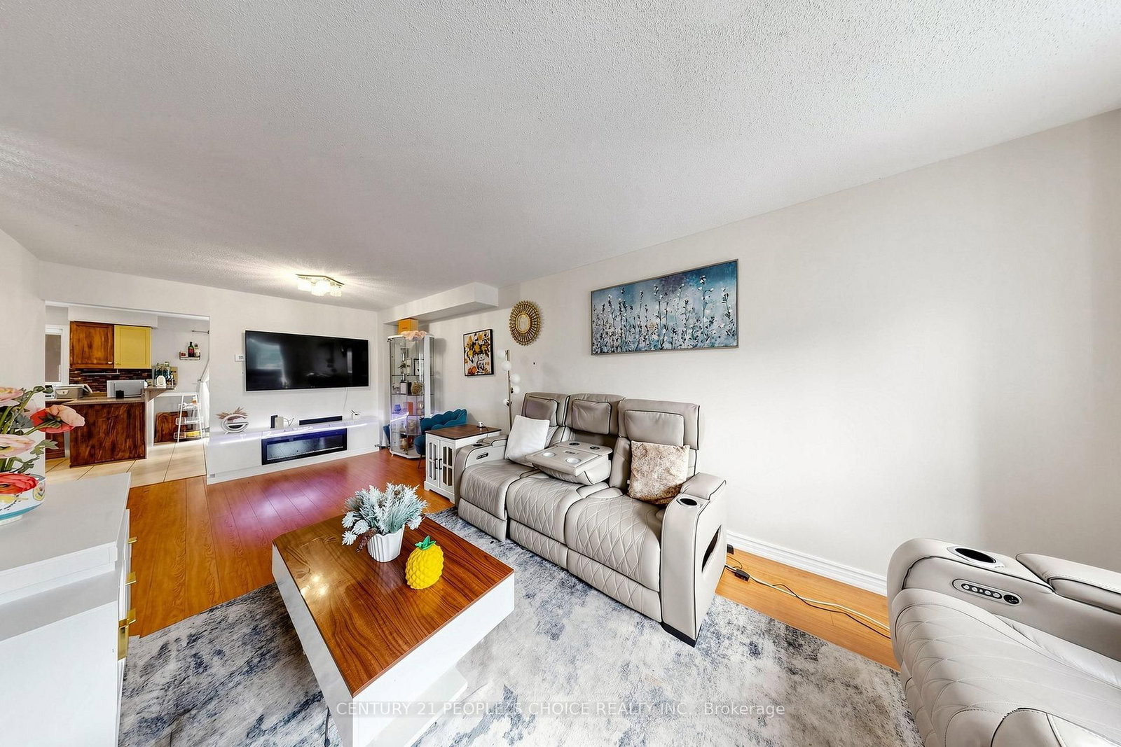 33 Aspen Park Way • #15 • Whitby, ON photo 6
