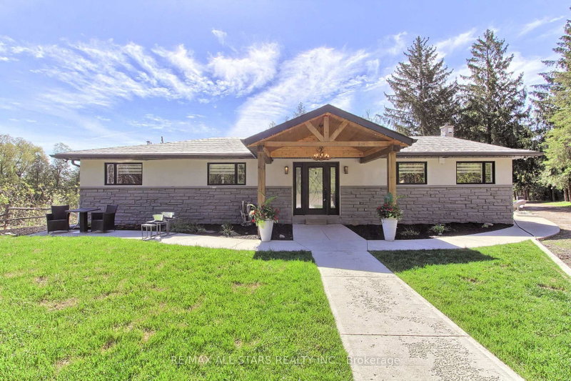 215 Uxbridge Pickering Townline