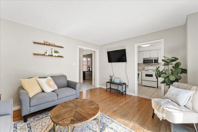 24 Fernbank Place • Whitby, ON photo 5