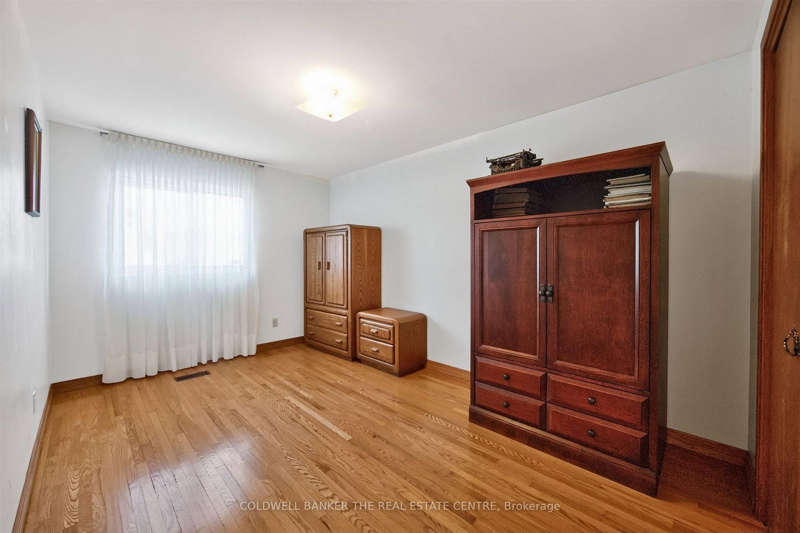 15 Craiglee Drive • Toronto, ON photo 28