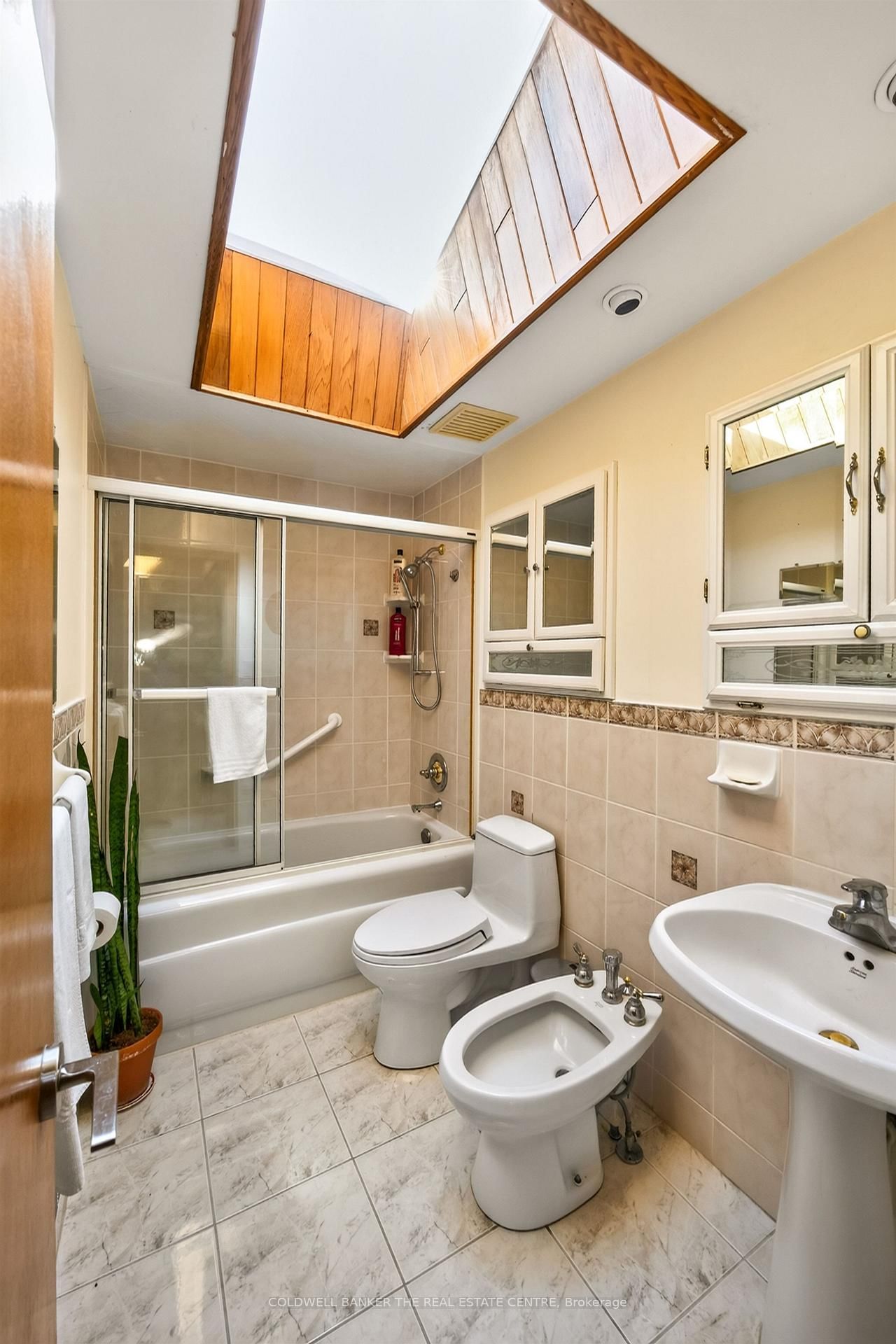 15 Craiglee Drive • Toronto, ON photo 29