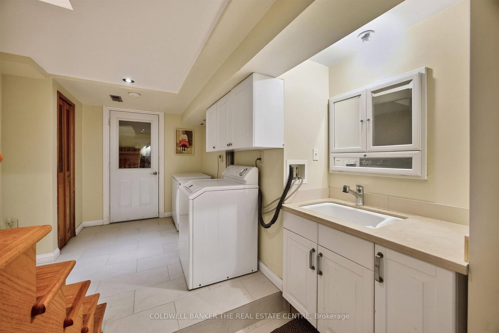 15 Craiglee Drive • Toronto, ON photo 31