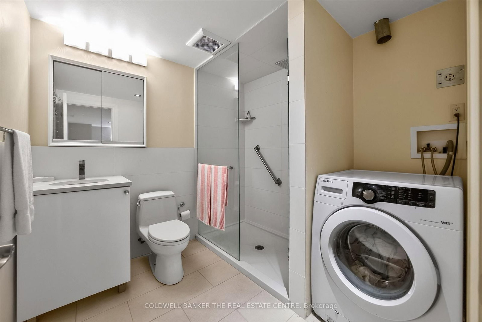 15 Craiglee Drive • Toronto, ON photo 37