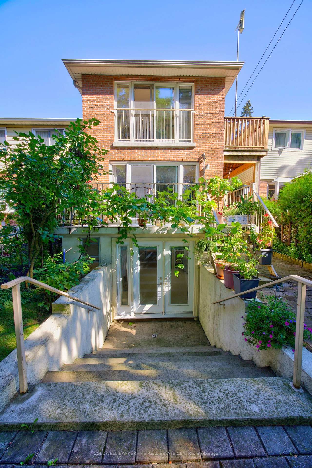 15 Craiglee Drive • Toronto, ON photo 41