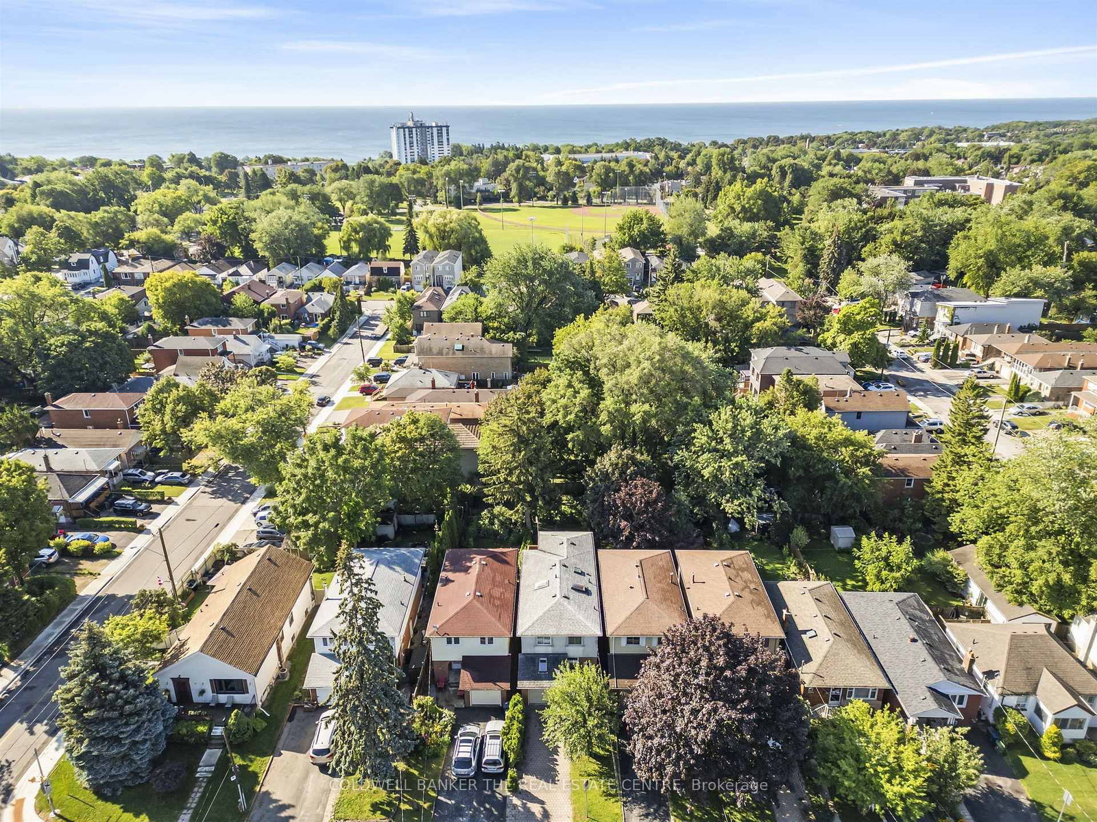 15 Craiglee Drive • Toronto, ON photo 42