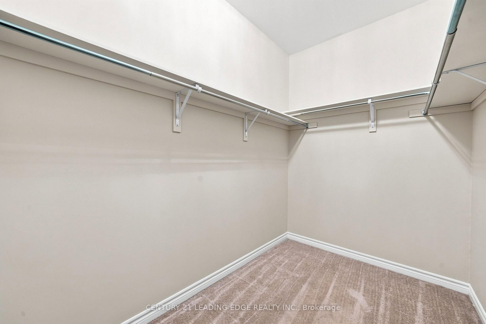 42 Workmens Circle • Ajax, ON photo 30