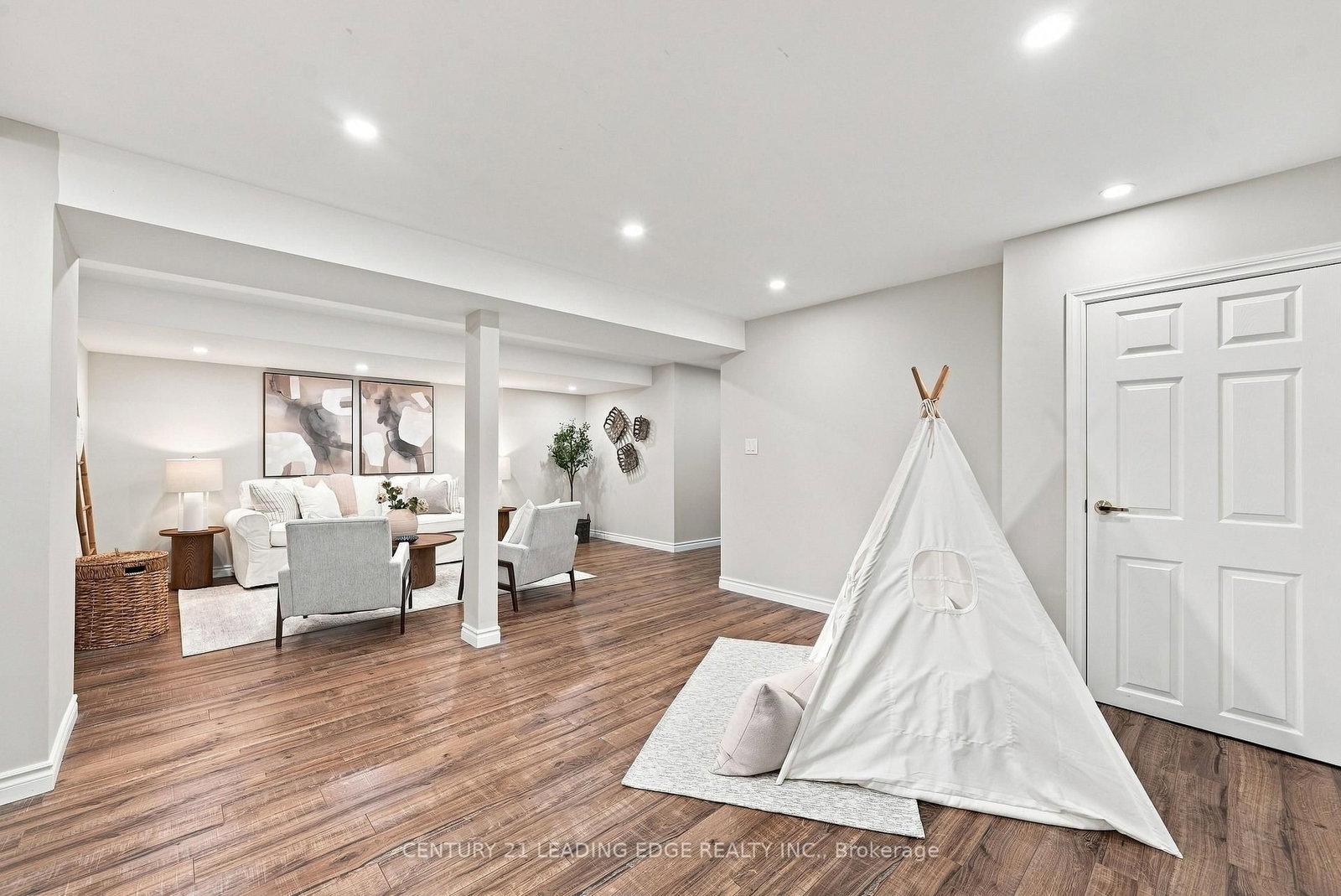 42 Workmens Circle • Ajax, ON photo 40