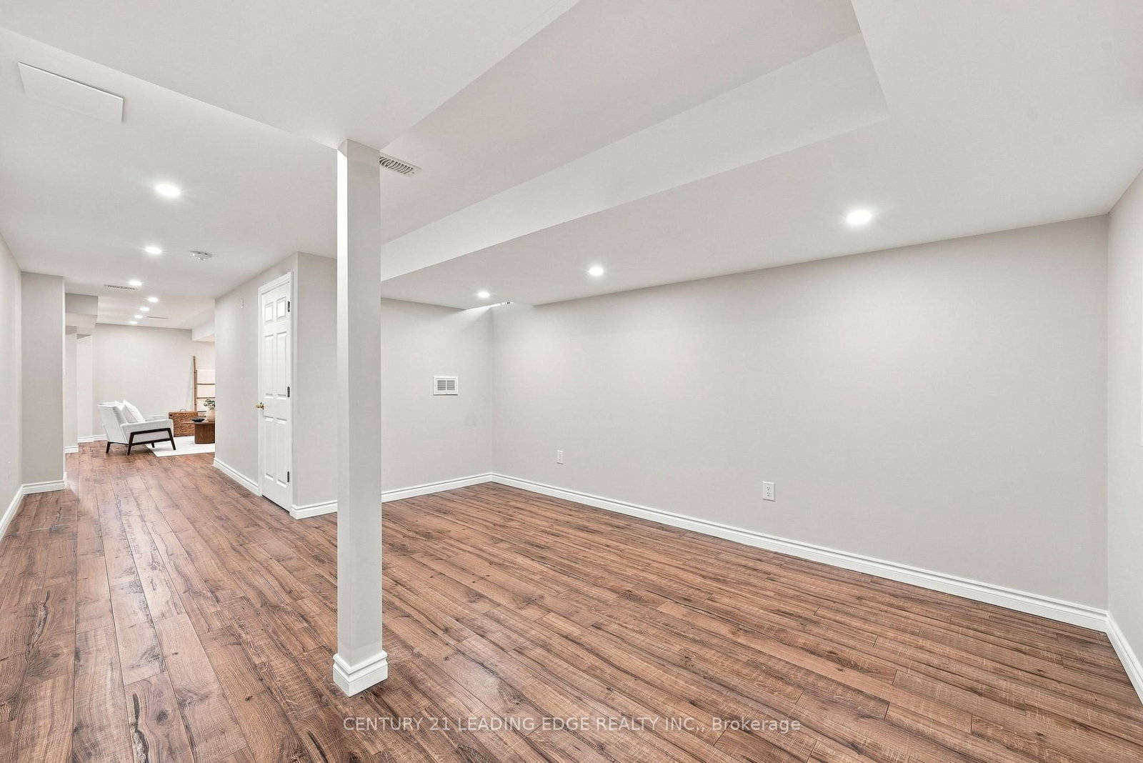 42 Workmens Circle • Ajax, ON photo 43