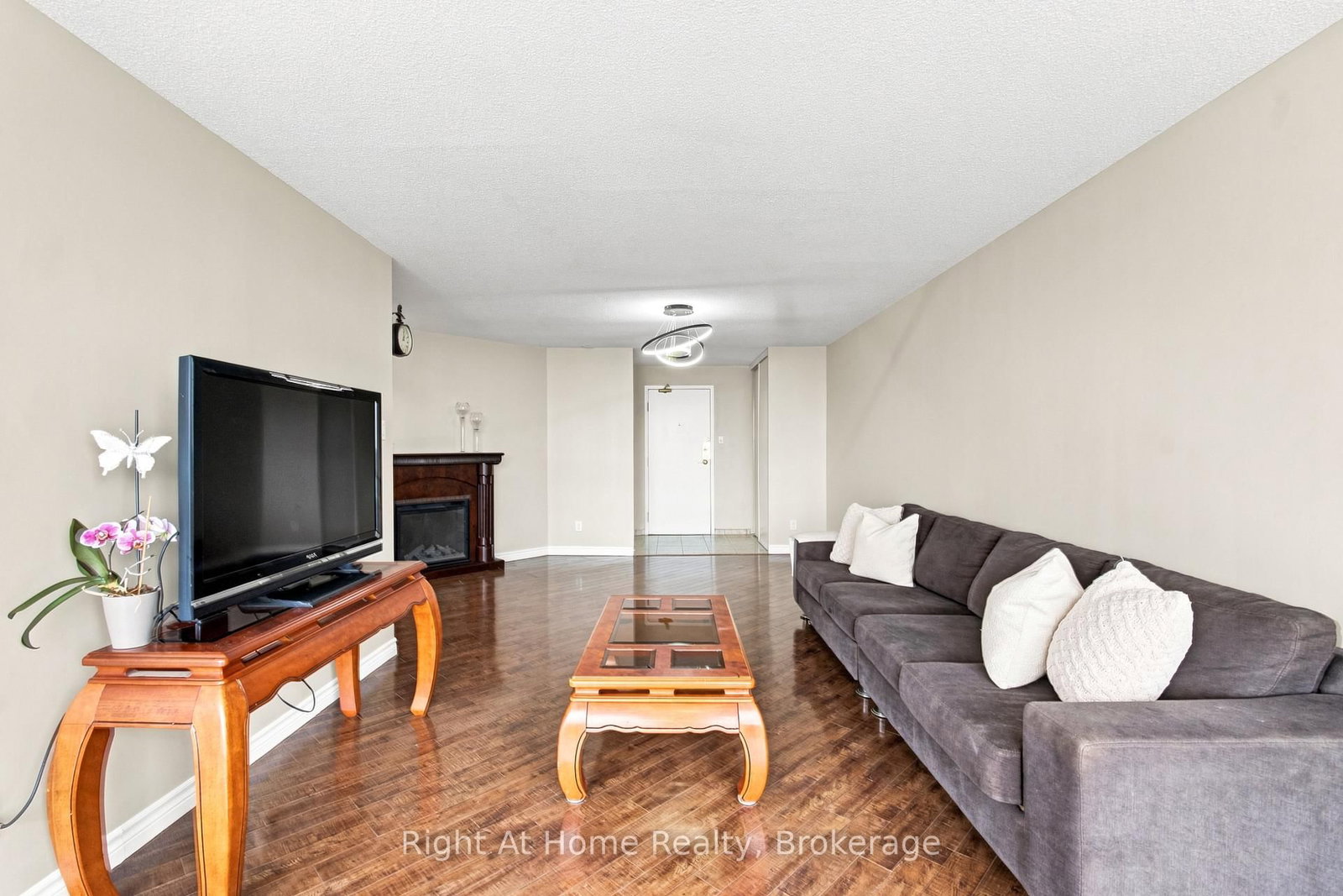 11753 Sheppard Avenue E • #1215 • Toronto, ON photo 10
