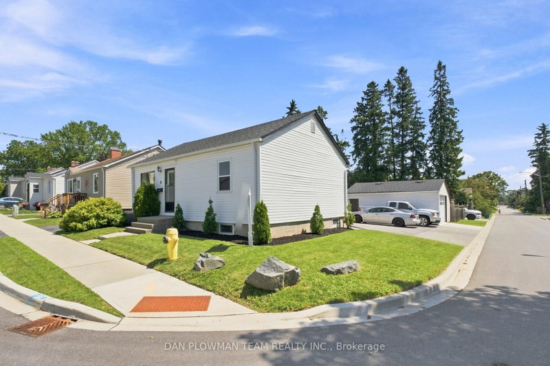 11 Veterans Avenue
