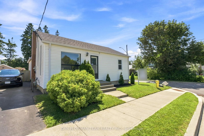 11 Veterans Avenue