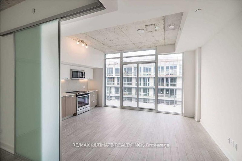 920 - 15 Baseball Place