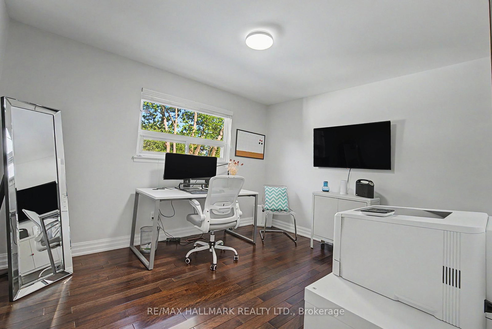117 Clappison Boulevard • Toronto, ON photo 12