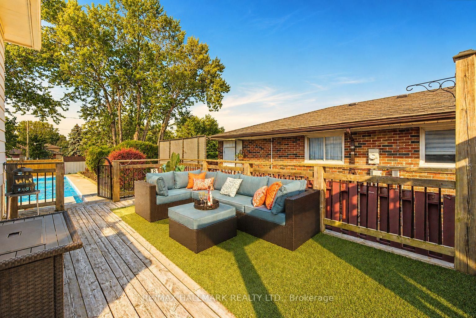 117 Clappison Boulevard • Toronto, ON photo 24