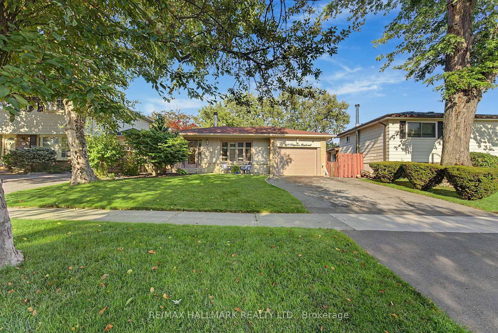 117 Clappison Boulevard • Toronto, ON photo 27