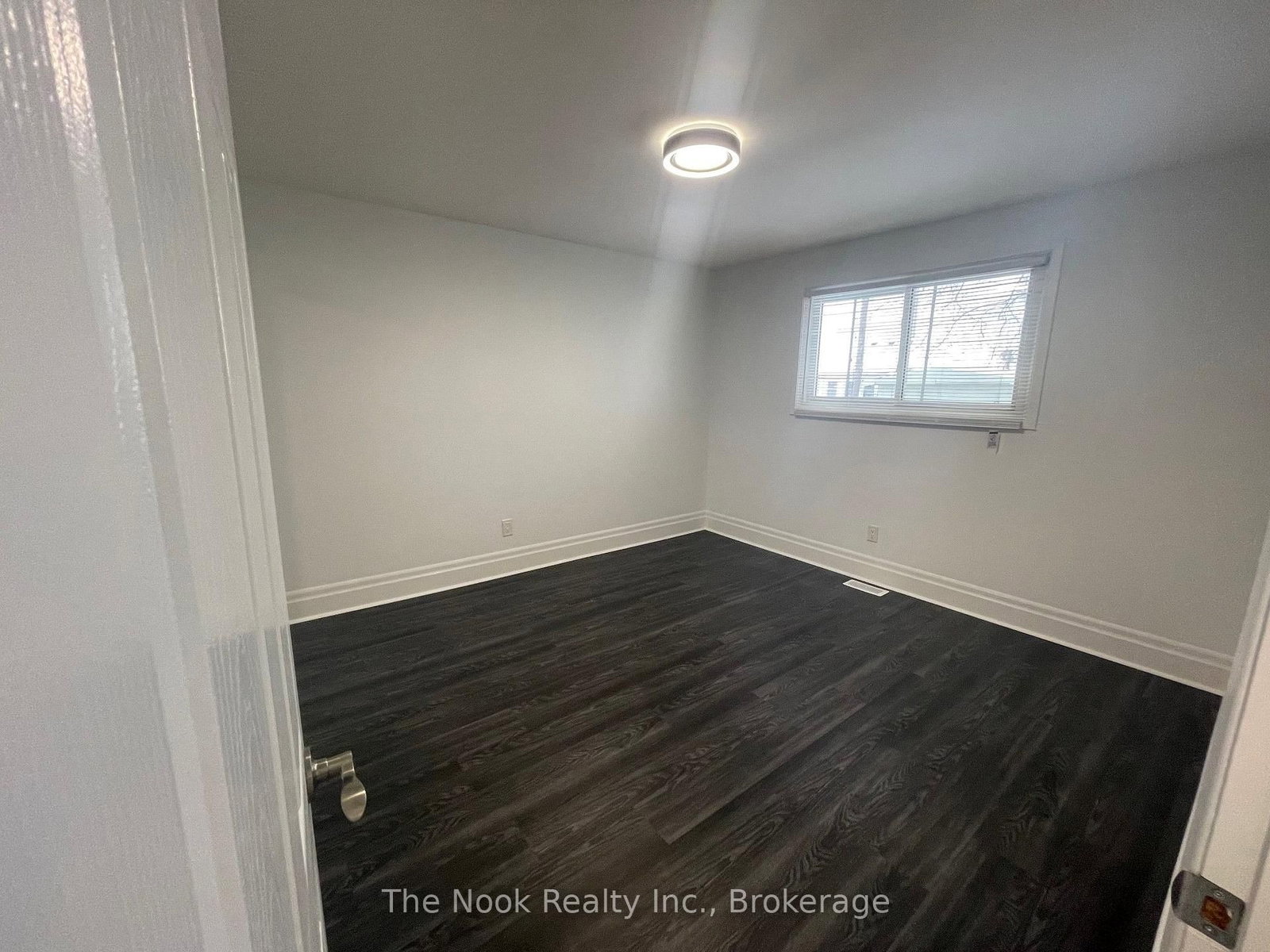 1321 Cedar Street • Oshawa, ON photo 9