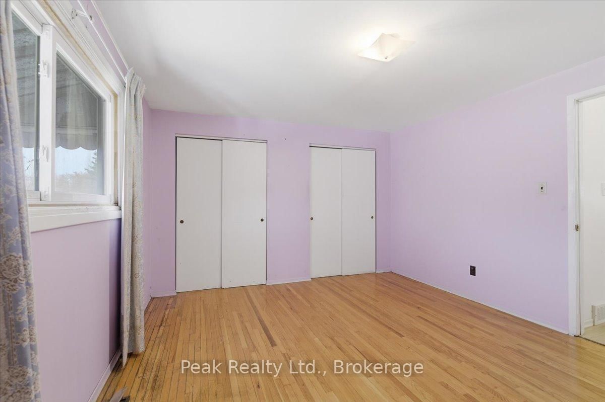 644 Perry Cres, Oshawa, view 16