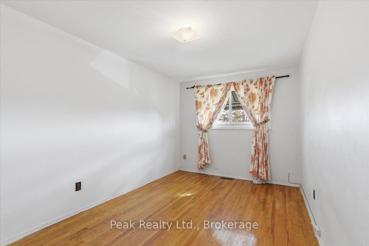 644 Perry Cres, Oshawa, view 20