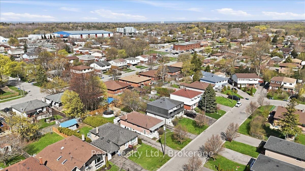 644 Perry Cres, Oshawa, view 40
