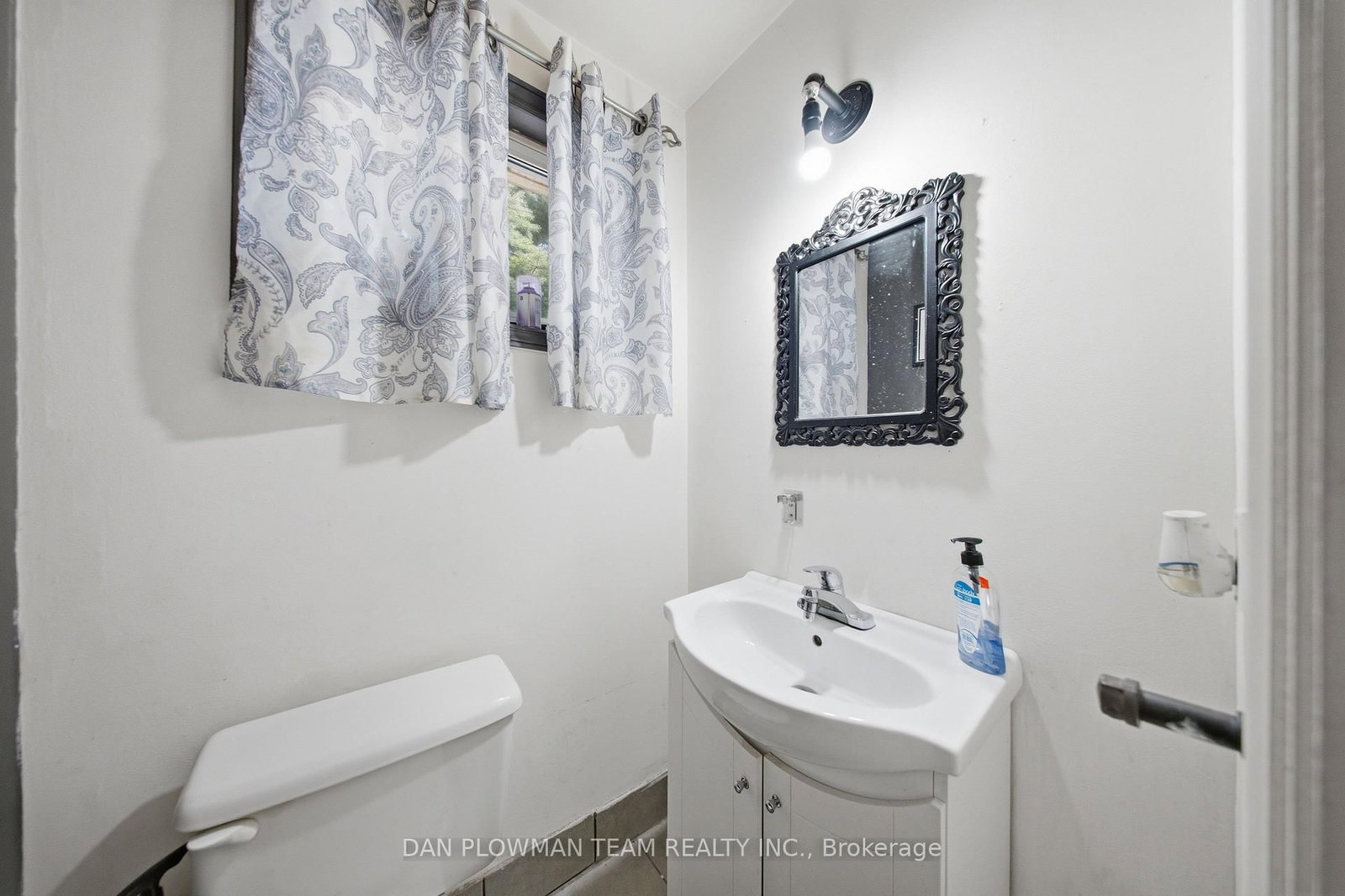 387 Albert Street • Oshawa, ON photo 19