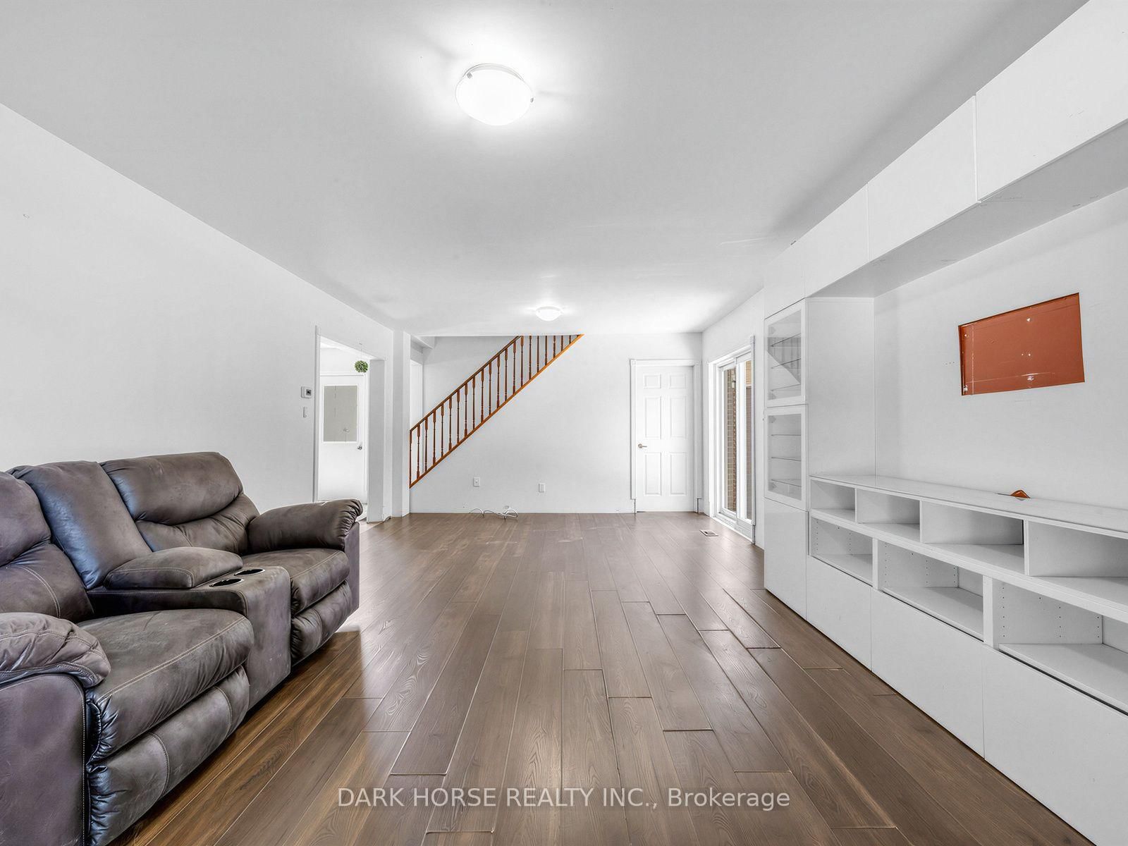 347 Annapolis Avenue • Oshawa, ON photo 15