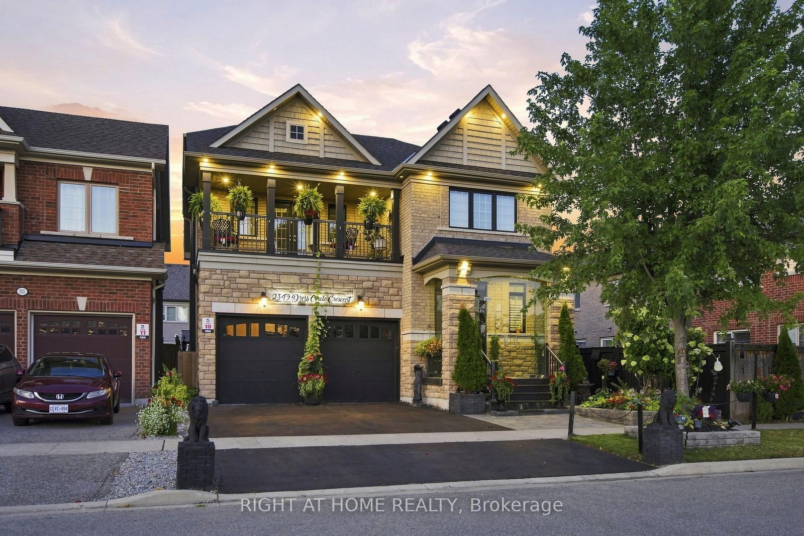2349 Dress Circle Crescent • Oshawa, ON photo 1
