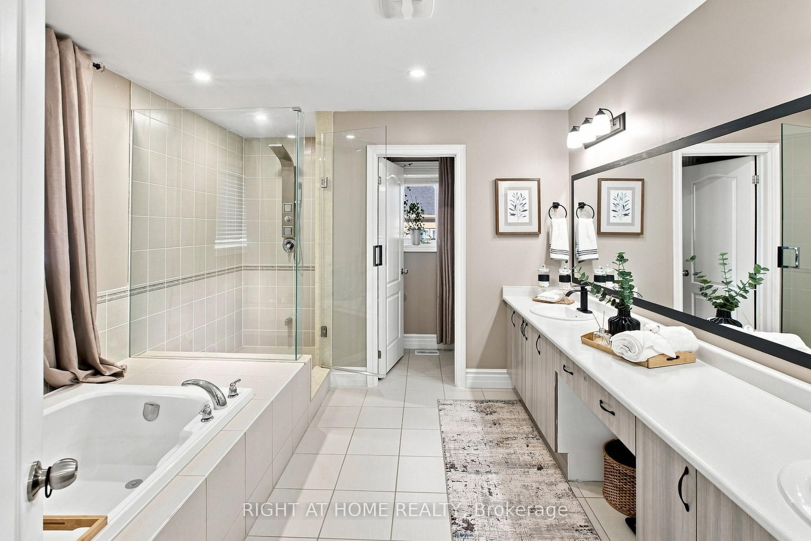 2349 Dress Circle Crescent • Oshawa, ON photo 21