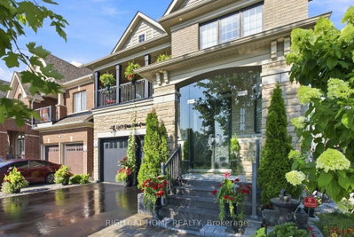 2349 Dress Circle Crescent • Oshawa, ON photo 4