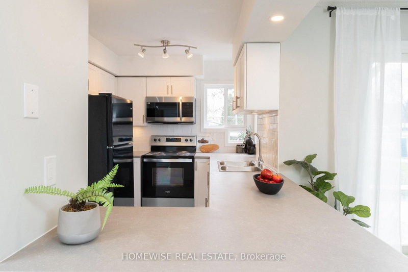 B17 - 240 Ormond Drive