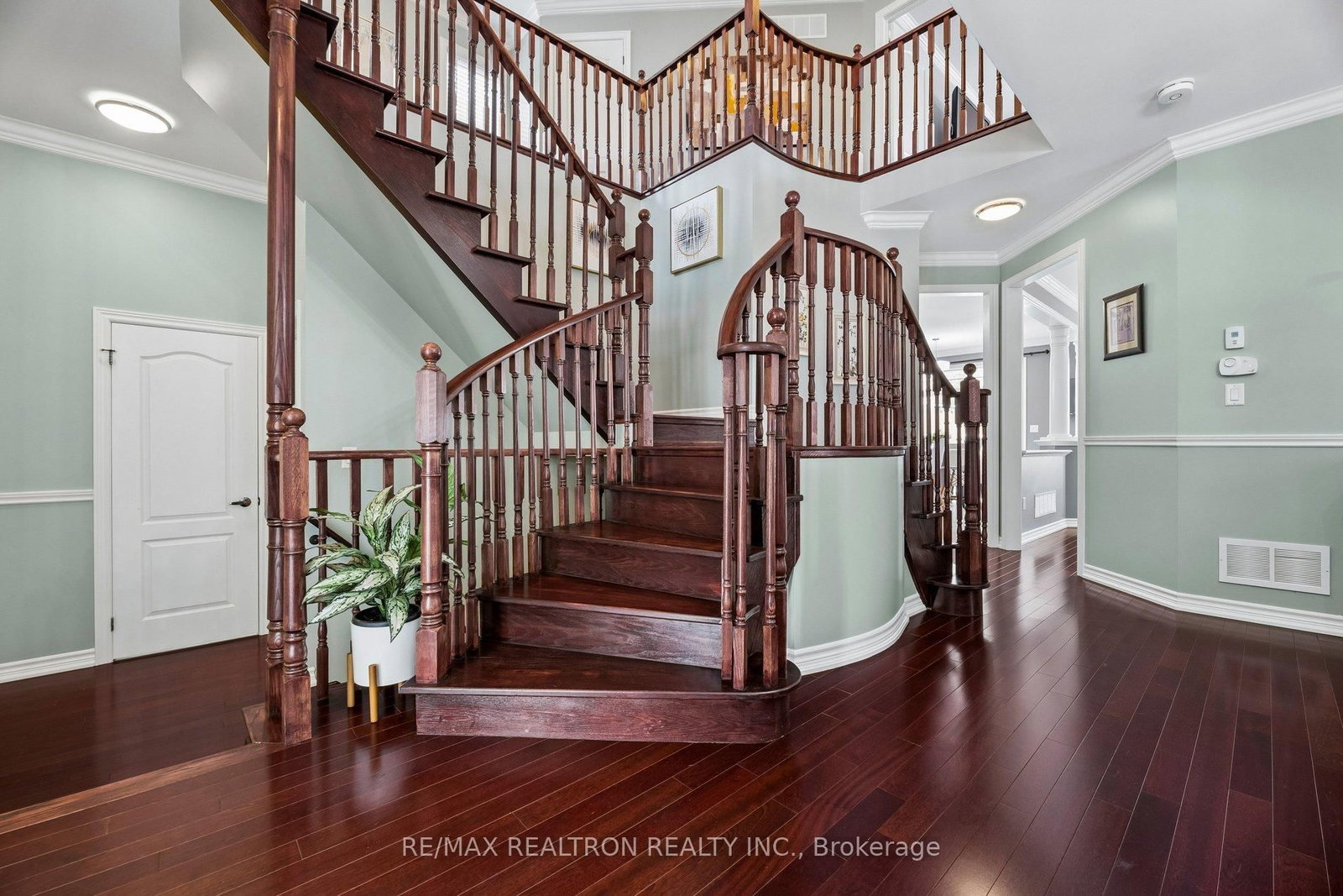 12 Promenade Drive • Whitby, ON photo 16