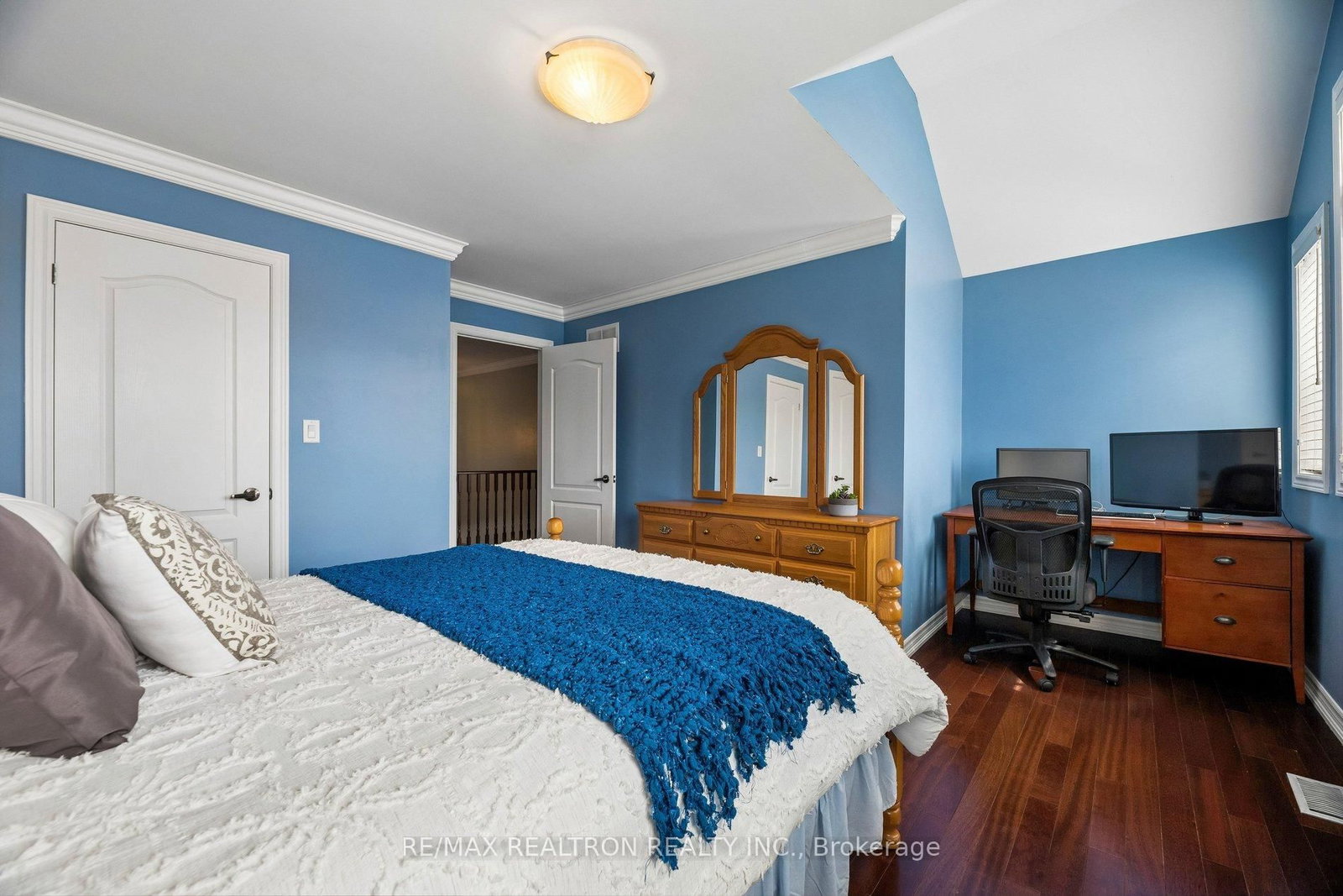 12 Promenade Drive • Whitby, ON photo 24