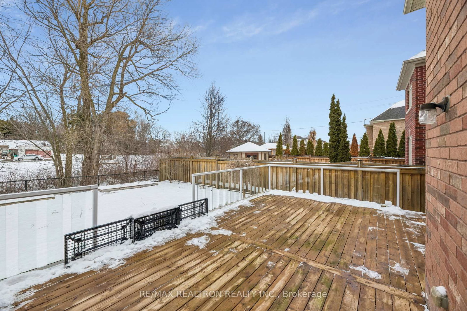 12 Promenade Drive • Whitby, ON photo 35