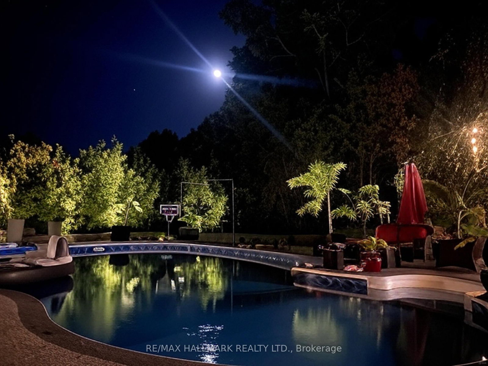 88 Colonel Danforth Trail • Toronto, ON photo 5