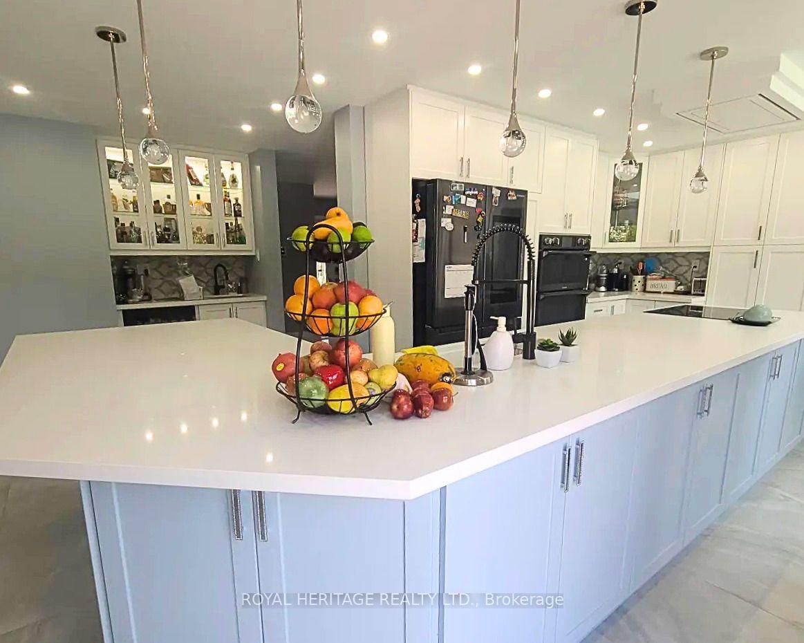 1221 Fieldstone Circle • Pickering, ON photo 14