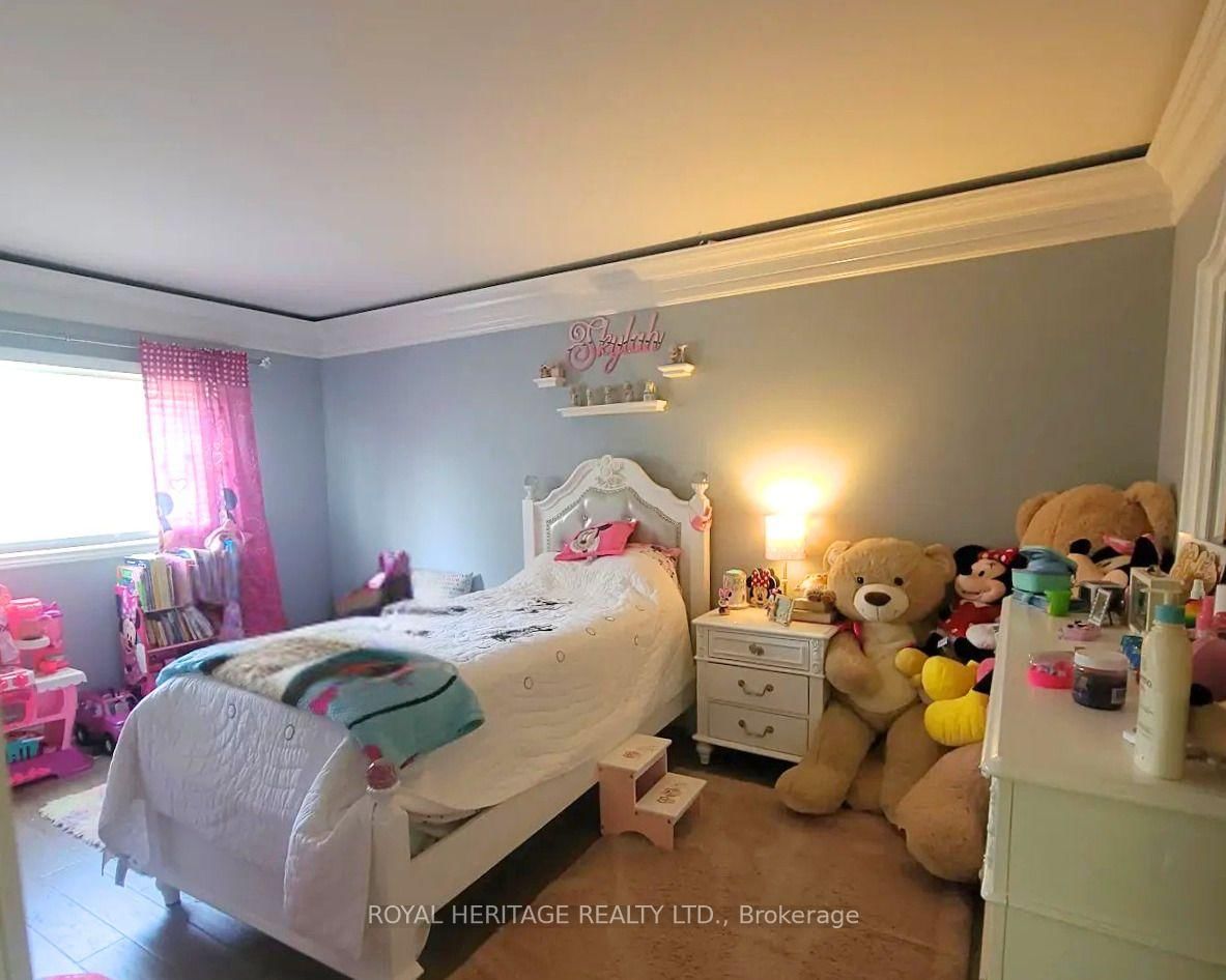 1221 Fieldstone Circle • Pickering, ON photo 26