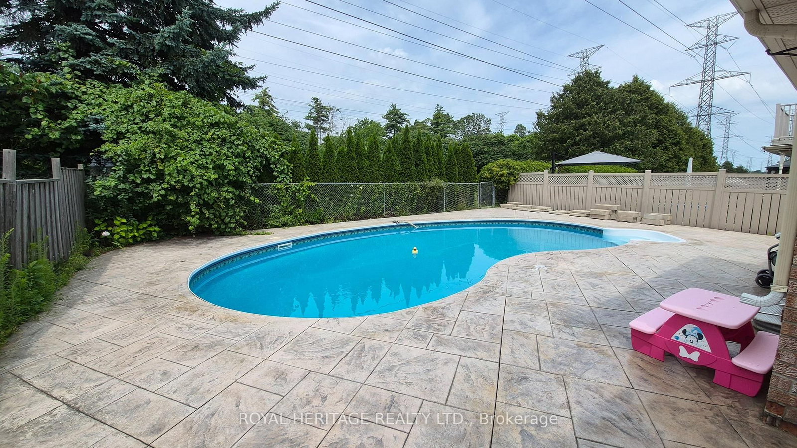 1221 Fieldstone Circle • Pickering, ON photo 36