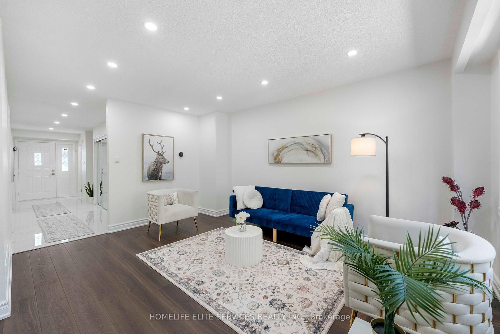 44 Greenhedges Court • Toronto, ON photo 13