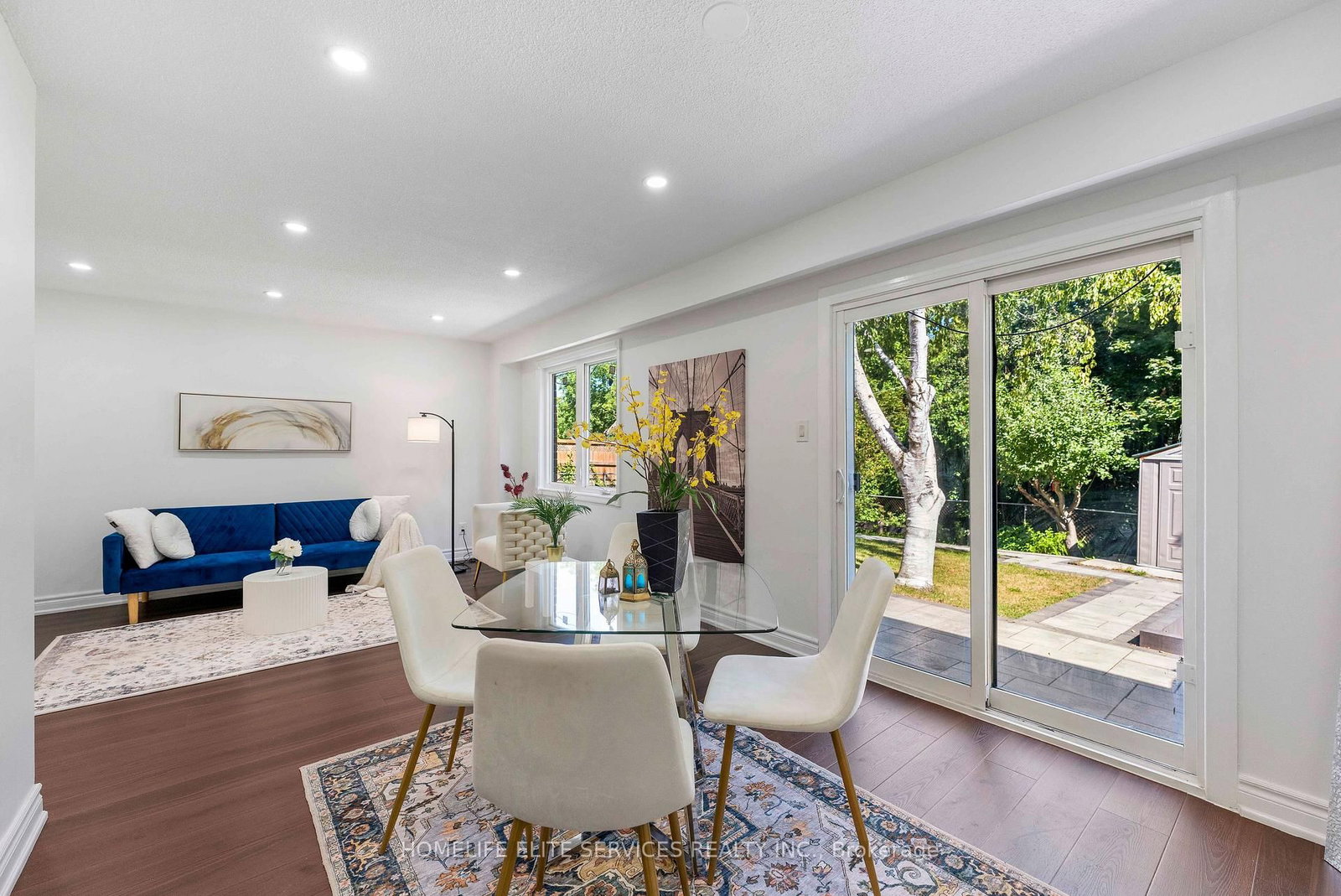 44 Greenhedges Court • Toronto, ON photo 19