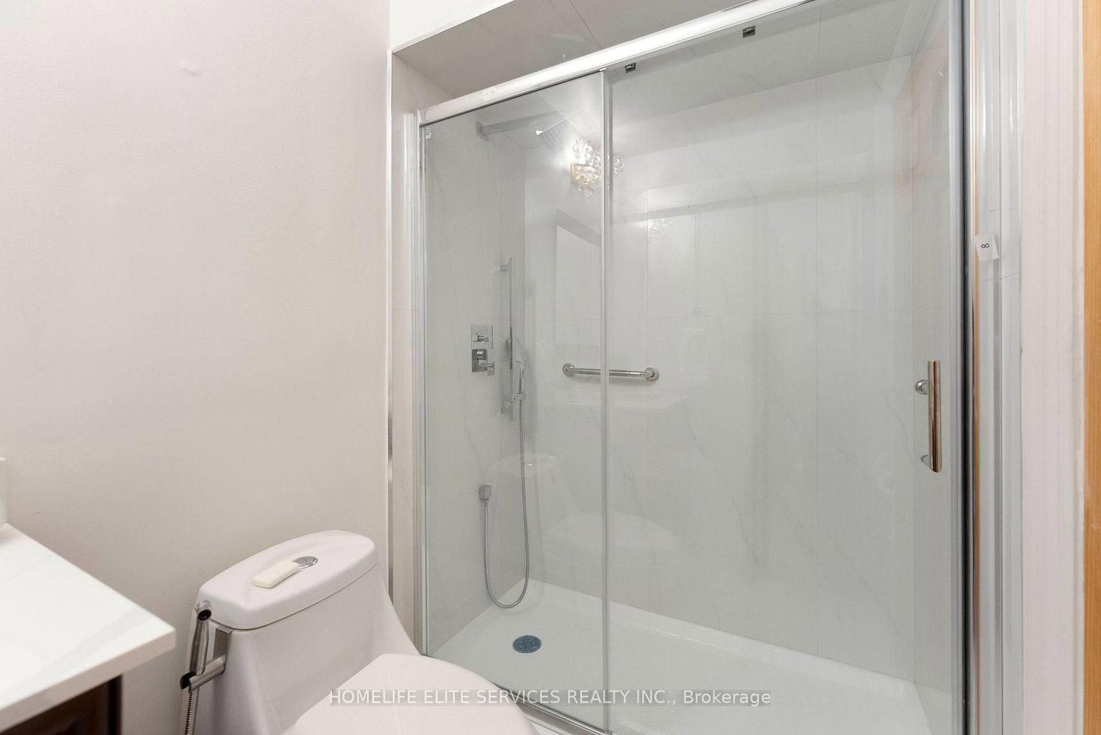 44 Greenhedges Court • Toronto, ON photo 34