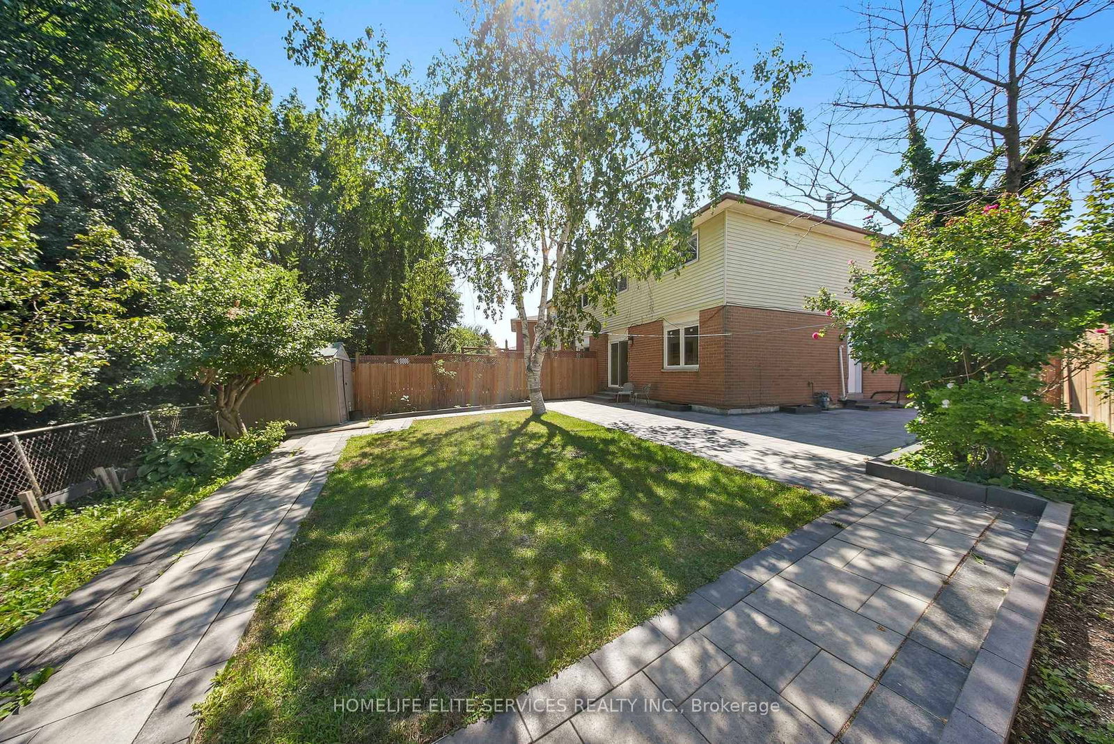 44 Greenhedges Court • Toronto, ON photo 47