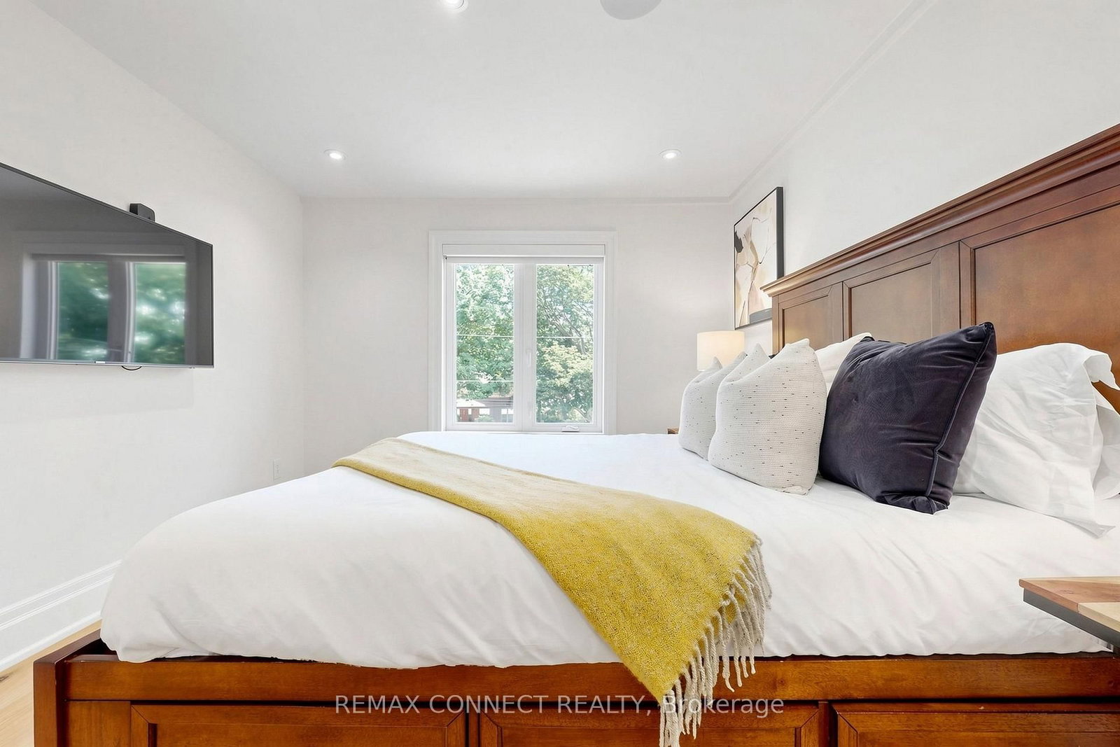 10 Catalina Drive • Toronto, ON photo 21
