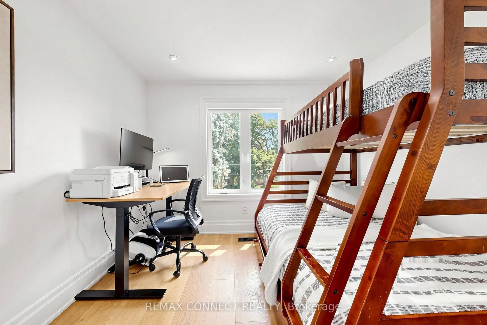 10 Catalina Drive • Toronto, ON photo 23