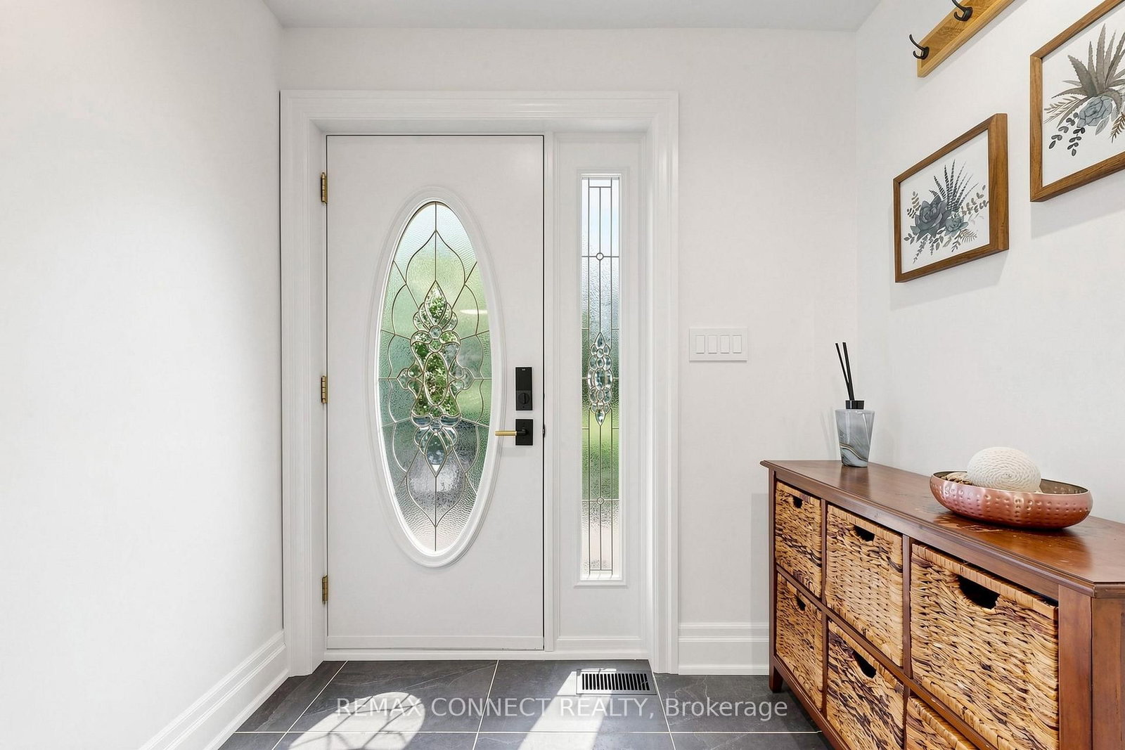 10 Catalina Drive • Toronto, ON photo 3