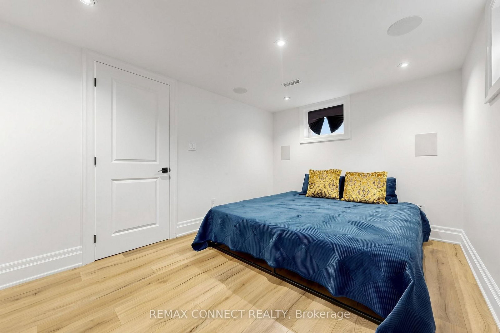 10 Catalina Drive • Toronto, ON photo 34