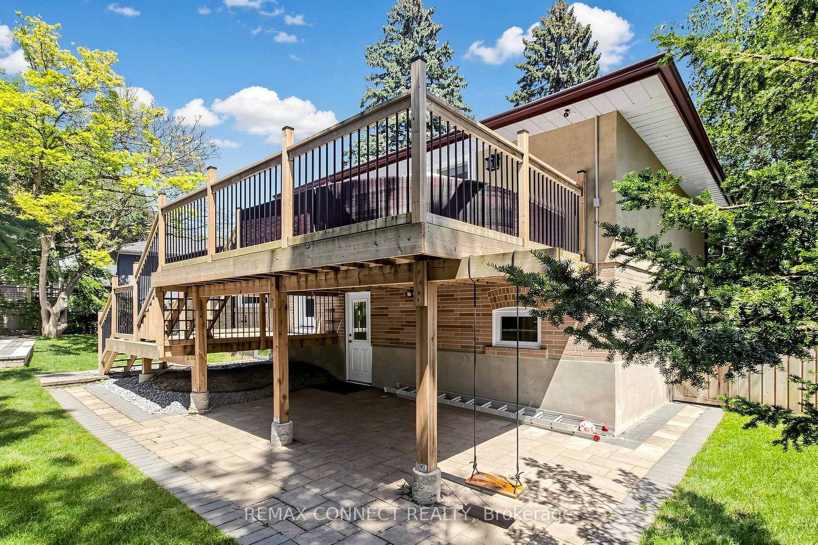 10 Catalina Drive • Toronto, ON photo 41