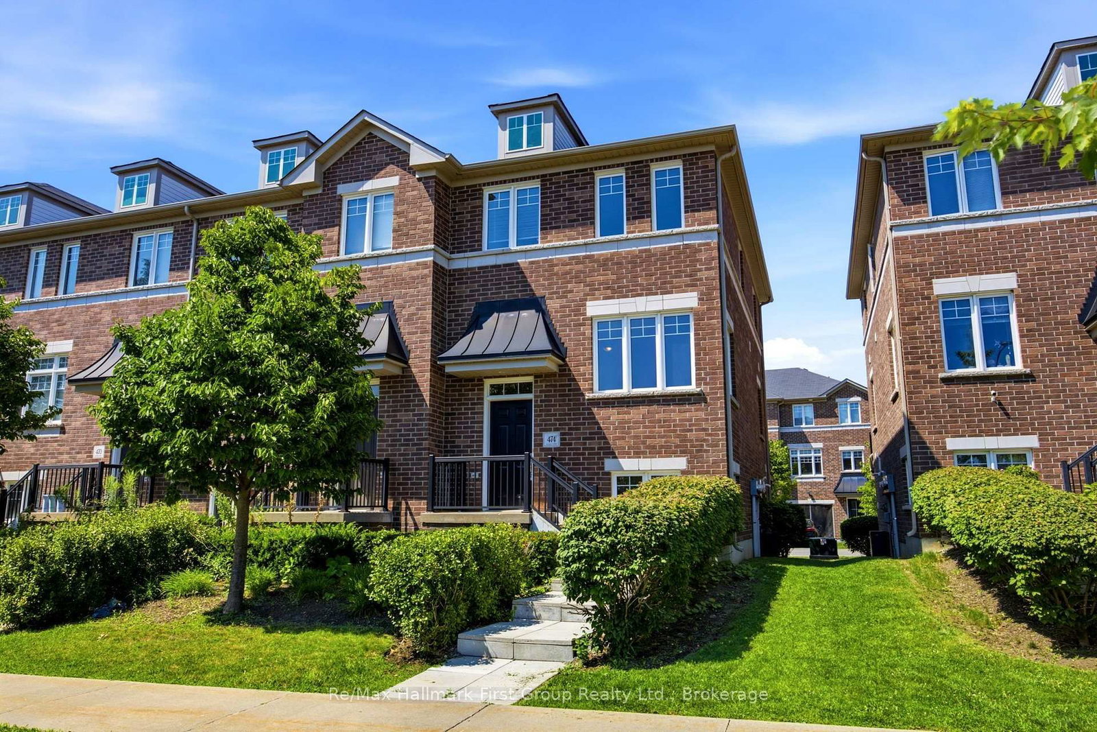 474 Meadowglade Road • Clarington, ON photo 2